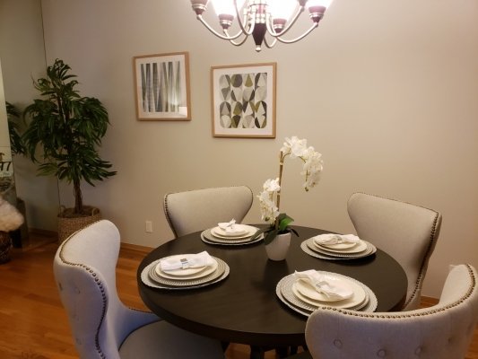 1-Dining-Set-White-Elegant