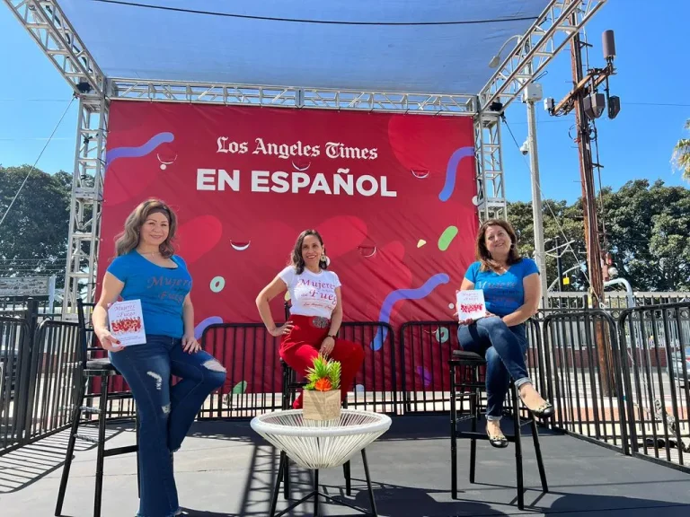 Cristina Salcedo on the Los Angeles Times en Espa&ntilde;ol stage